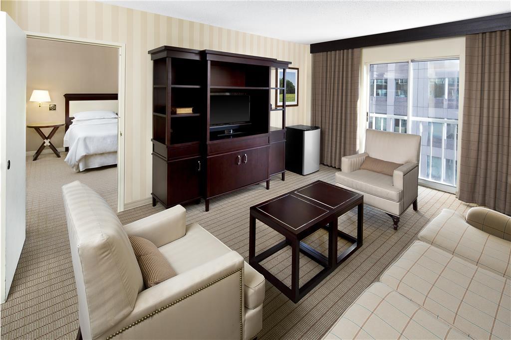 Sheraton Hotel 3*